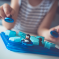 Smart Games Pingwiny - zabawa w basenie - gry logiczne dla dzieci  6+ IUVI Games (PL)