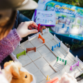 Smart Games Akademia Jazdy Konnej - gry logiczne dla dzieci 7+ IUVI Games (PL)