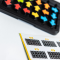 Smart Games IQ Arrows - gry logiczne dla dzieci 7+ IUVI Games (PL)